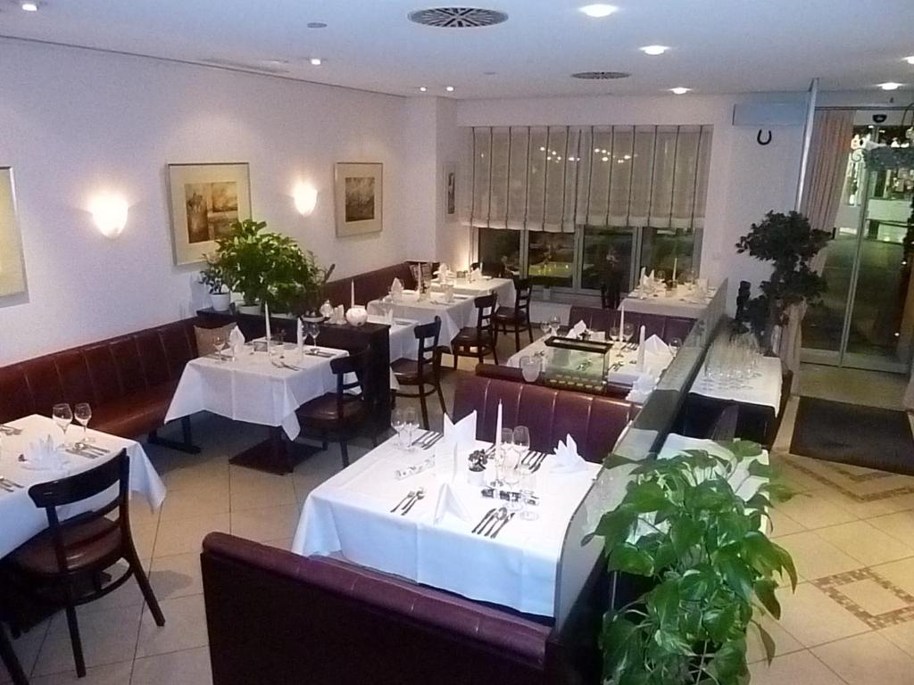 Hotel & Restaurant "Zur Rose" Uberlingen Bagian luar foto